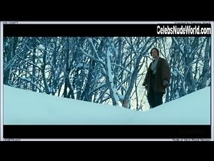 Ashina Sei nude , water scene in Silk (2007) 9