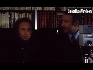 Arlette Emmery in On aura tout vu (1976) 1