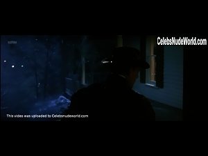 Rhoda Griffis hot scene in Cobb (1994) 8