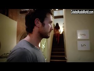 Stephanie Fantauzzi in Shameless (series) (2011) 11