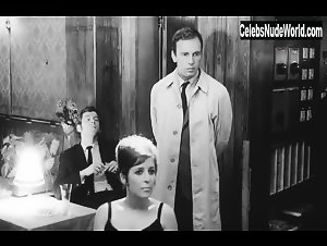 Marie-France Pisier in Trans-Europ-Express (1966) 14