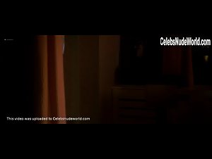 Marine Vacth in L'amant double (2017) 20