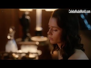 Maeve Dermody in SS-GB (series) (2017) 14