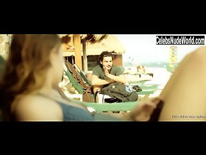 Makenzie Leigh in James White (2015) 7
