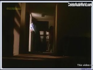 Lisa Pescia Couple , Brunette in Body Chemistry (1990) 18