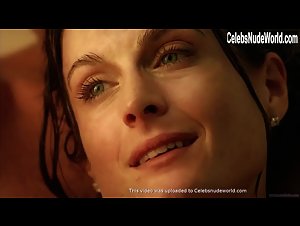 Lisa King in Wake of Death (2004) 16