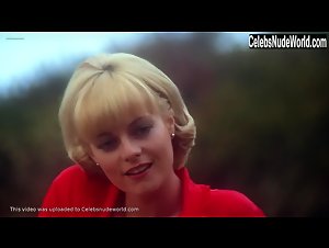 Lisa Blount in Dead and Buried (1981) 10