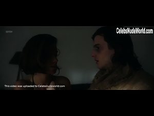 Lindsay Burdge in Lace Crater (2015) 6