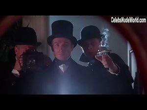 Linda Thorson in Valentino (1977) 15