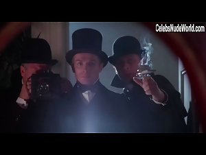 Linda Thorson in Valentino (1977) 16