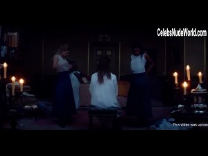 Lily Sullivan in Picnic at Hanging Rock (series) (2018) 12