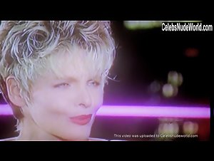 Liliana Komorowska in Scanners III: The Takeover (1991) 15