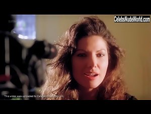 Liliana Komorowska in Scanners III: The Takeover (1991) 20