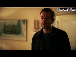 Megan Stevenson Kissing , Couple in Get Shorty (series) (2017) 1