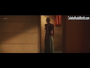 Pamela Anderson in People Garden (2016) 7