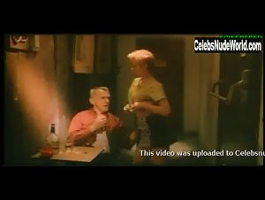 Monique Parent Flasing , Butt in Seaside Seduction (2001) 15