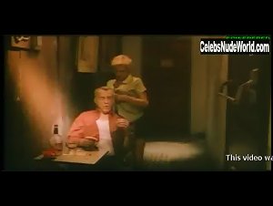 Monique Parent Flasing , Butt in Seaside Seduction (2001) 16