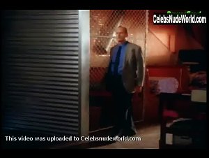 Landon Hall boobs , Explicit in Sweetheart Murders (1998) 8
