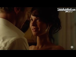 Moon Dailly in Transporter: The Series (series) (2012) 4