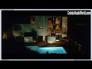 Morgan Fairchild Pool , Explicit in Seduction (1982) 16