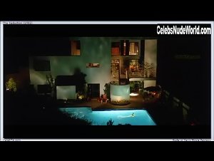 Morgan Fairchild Pool , Explicit in Seduction (1982) 17