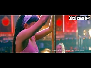 Jennifer Lopez Striptease , High Heels in Hustlers 17