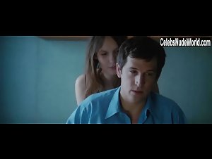 Ana Girardot in La prochaine fois je viserai le coeur (2014) 19