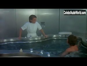 Anne-Marie Deschodt in Traitement de choc (1973) 1