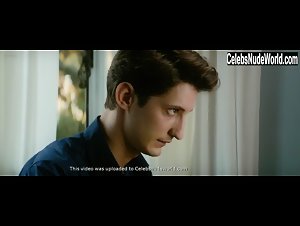 Ana Girardot in Un homme ideal (2015) 14