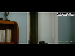 Ana Girardot in Un homme ideal (2015) 9