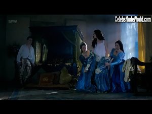 Amy Manson in White Princess (series) (2017) 10