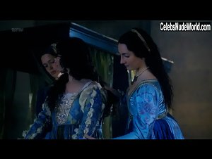 Amy Manson in White Princess (series) (2017) 7