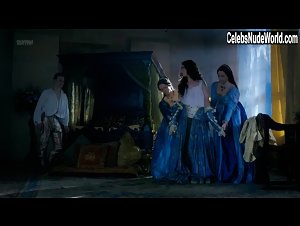 Amy Manson in White Princess (series) (2017) 9