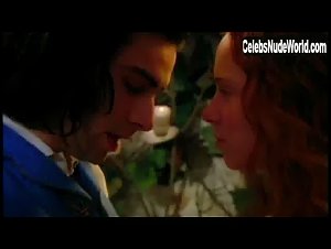 Amy Manson in Desperate Romantics (series) (2009) 10