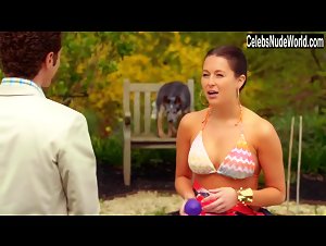 Alexa Vega in Royal Pains (series) (2009) 1