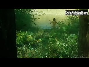 Shu Qi nude , boobs scene in Yu nu (1999) 3
