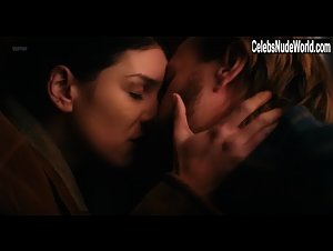Shenae Grimes-Beech in Blood Honey (2017) 2