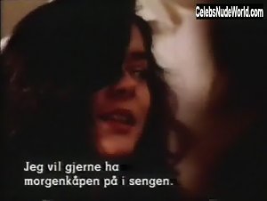 Meg Tilly Wet , Boobs scene in Girl in a Swing (1988)  4