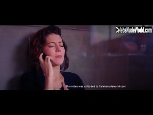 Mary Elizabeth Winstead in All About Nina (2018) 16