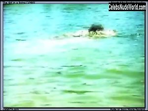 Meg Tilly Outdoor , Kissing in Girl in a Swing (1988) 13