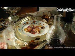Josefine Preuss in Das Sacher. In bester Gesellschaft - Teil 2 (2016) 14