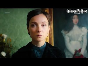 Josefine Preuss in Das Sacher. In bester Gesellschaft - Teil 2 (2016) 19