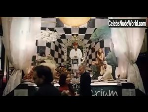 Lily Cole in Imaginarium of Doctor Parnassus (2009) 7