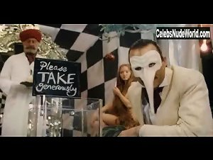 Lily Cole in Imaginarium of Doctor Parnassus (2009) 9