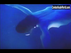 Jennifer Rubin Pool , Nipple in Fear Inside (1992) 16