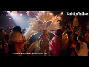 Geena Davis in GLOW (series) (2017) 11