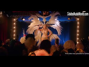 Geena Davis in GLOW (series) (2017) 17