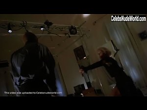 Emma Wiklund in Simon Sez (1999) 4