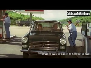 Catherine Spaak in La matriarca (1968) 16