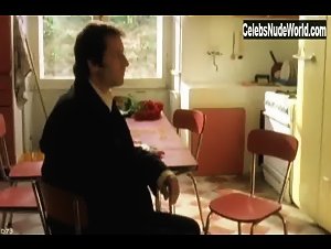 Audrey Tautou Flashing , boobs in Boiteux: Baby blues (1999) 14